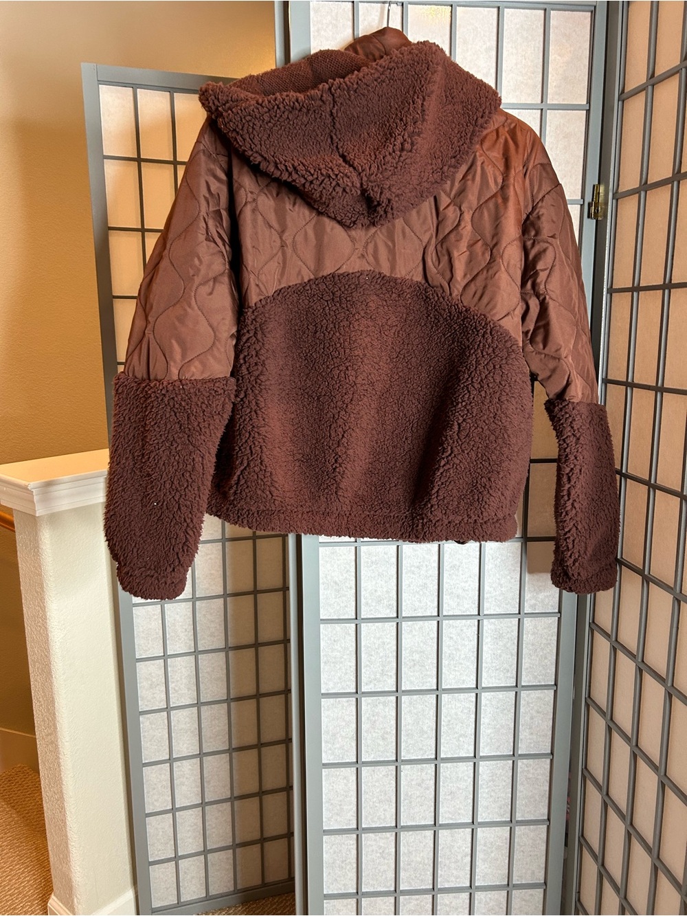 PacSun Quilted Sherpa Hooded Jacket in Brown - Picture 4 of 4